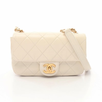 シャネル CHANEL マトラッセ パール ショルダーバッグ バッグ レザー レディース ホワイト系 AS2210 【中古】