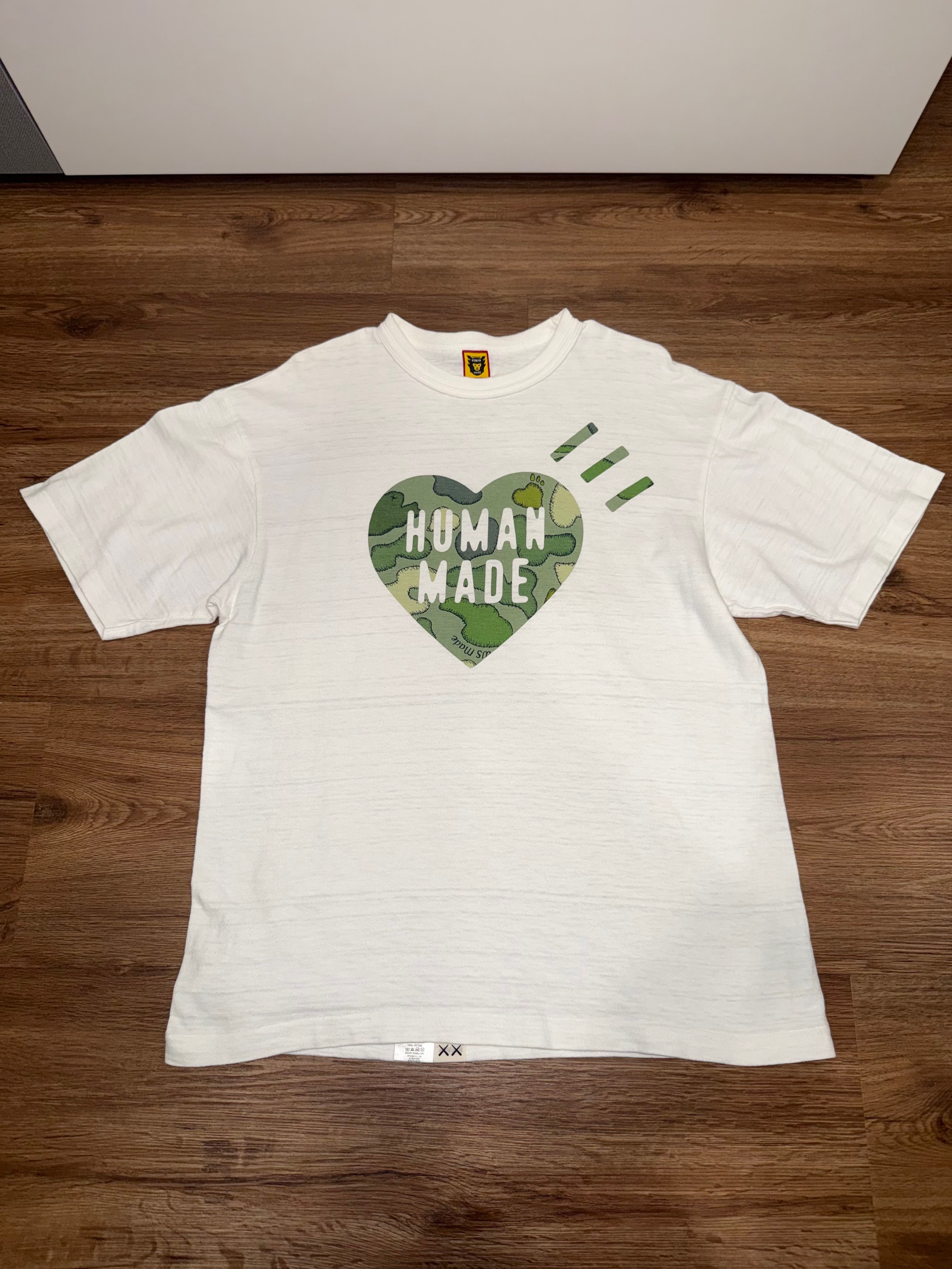 ヒューマンメイド x カウズ メイド グラフィック Tシャツ #1 "ホワイト" XX27TE011