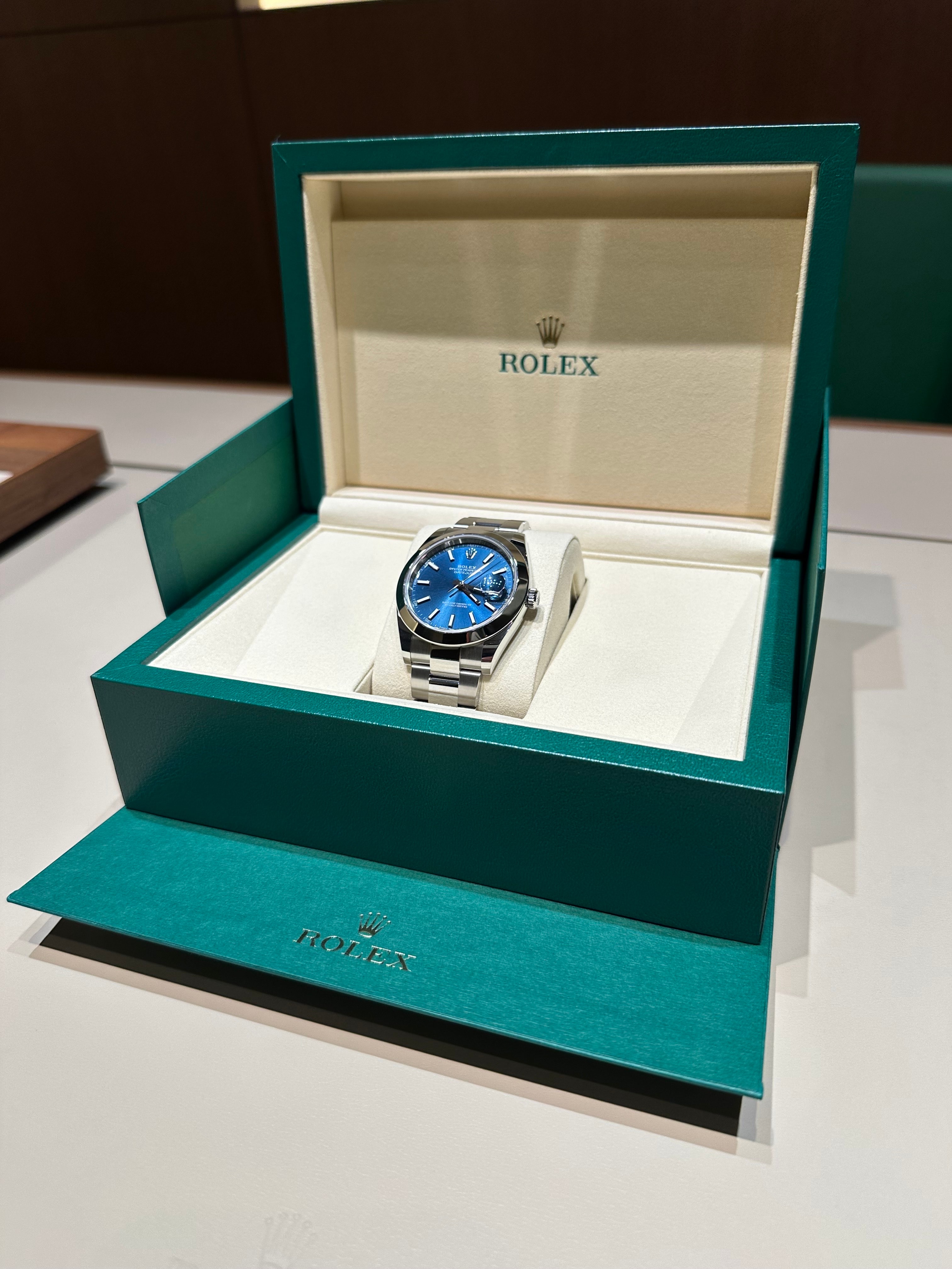 ROLEX Date-Just 41 Blue Dial 126334