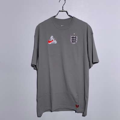 Nike x PALACE X2 World Cup T-Shirt England "Grey"