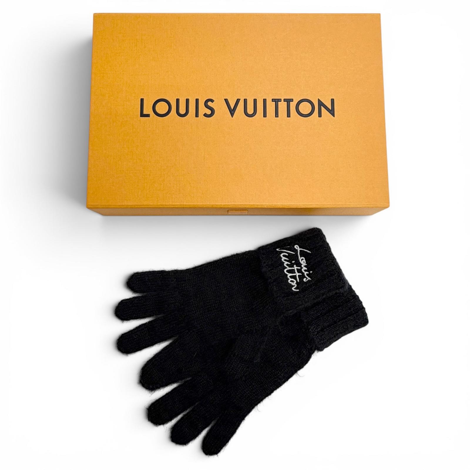 A (未使用に近い)】極美品 ルイヴィトン グローブ LV スクリプト