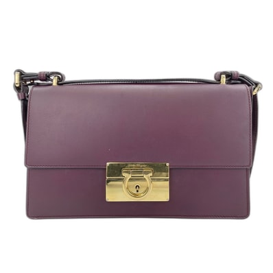 フェラガモ FERRAGAMO ガンチーニ ショルダーバッグ レザー【中古】