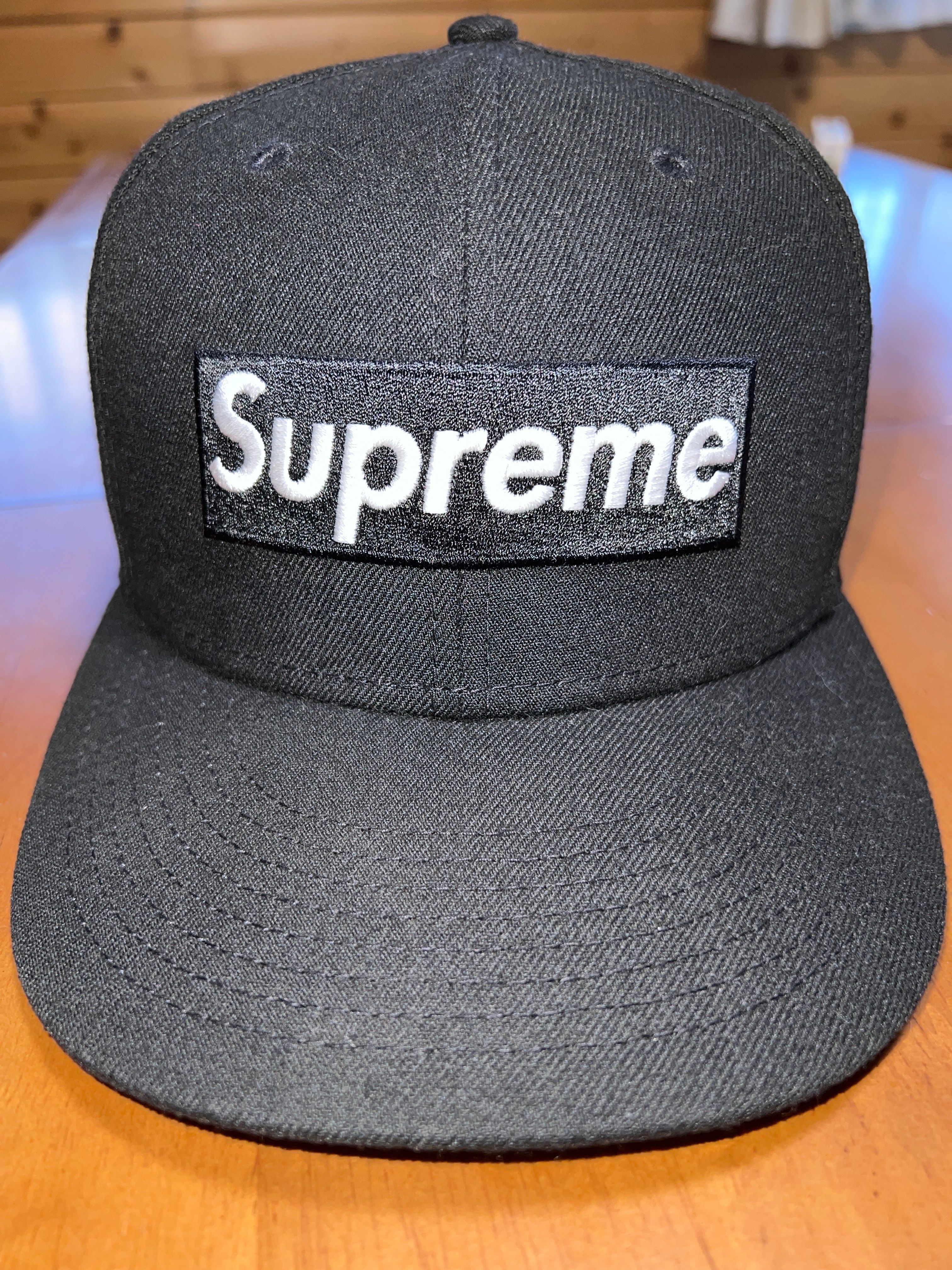 Supreme No Comp Box Logo New Era "Black"