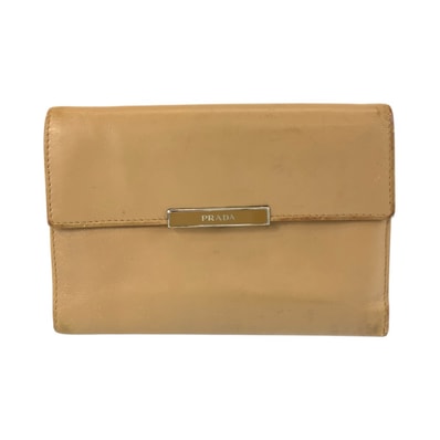 PRADA プラダ ベージュ シルバー金具 レザー 折財布 コンパクトウォレット 506553 【中古】