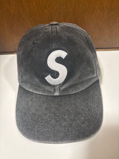 Supreme Pigment S Logo 6-Panel "Black"