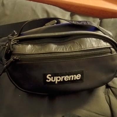 Supreme Leather Waist Bag "Black" (24FW)