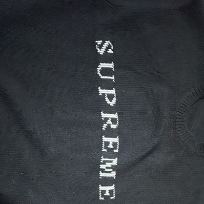 Supreme Contrast Logo Sweater "Black"