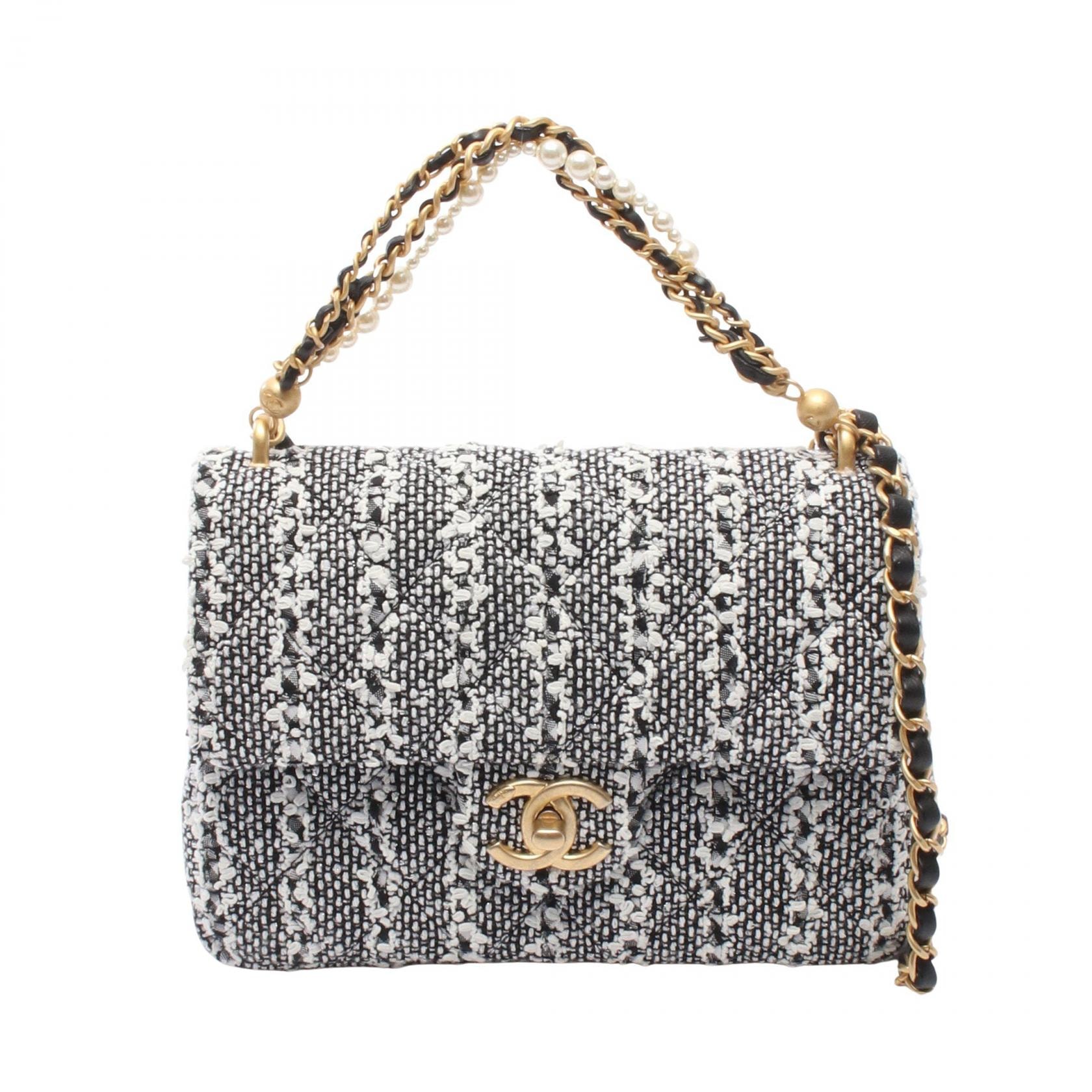 シャネル CHANEL マトラッセ フェイクパール ショルダーバッグ バッグ ファブリック レザー レディース ホワイト系 / ブラック系 AS4384 【中古】