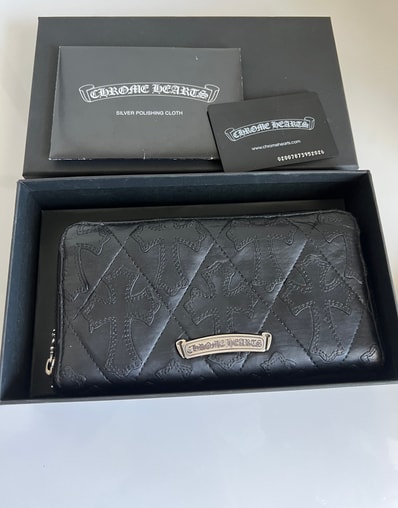 Chrome Hearts REC F ZIP Cemetery Cross Quilted Leather Wallet "Black"