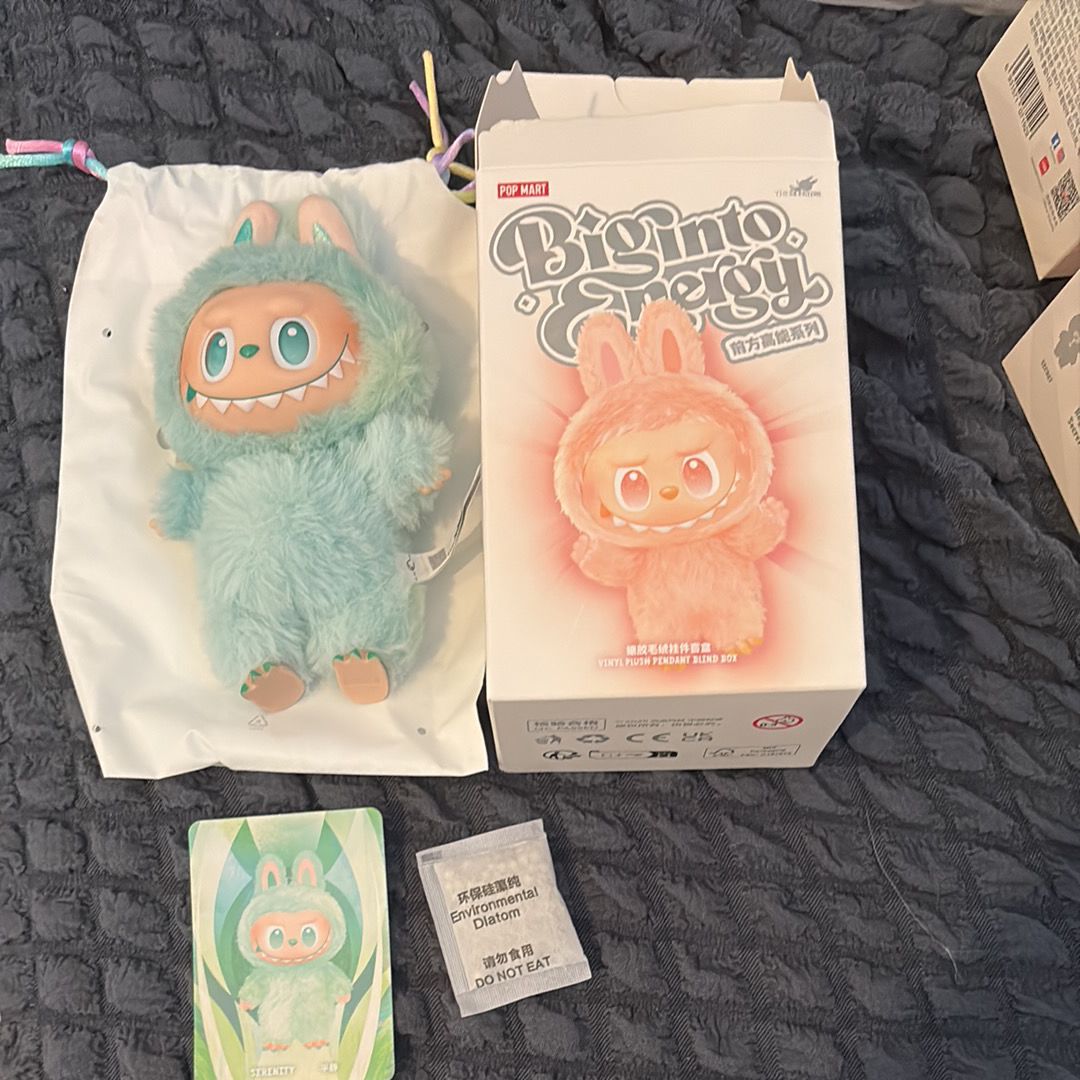 POP MART THE MONSTERS (LABUBU) Big into Energy Series Plush Pendant SERENITY