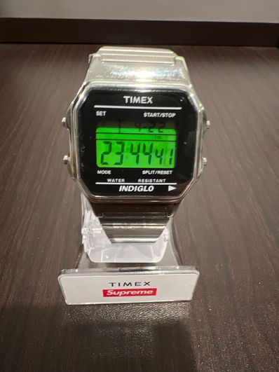 Supreme / Timex® Digital Watch "Silver"
