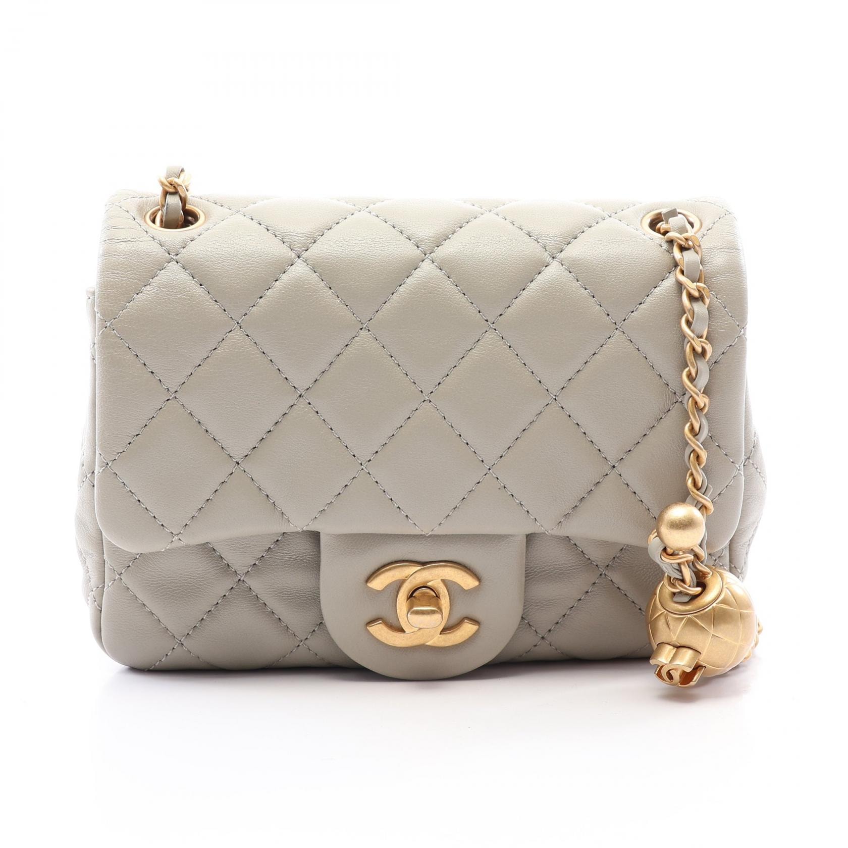シャネル CHANEL マトラッセ ショルダーバッグ バッグ ラムスキン(羊革) レディース グレー系 【中古】