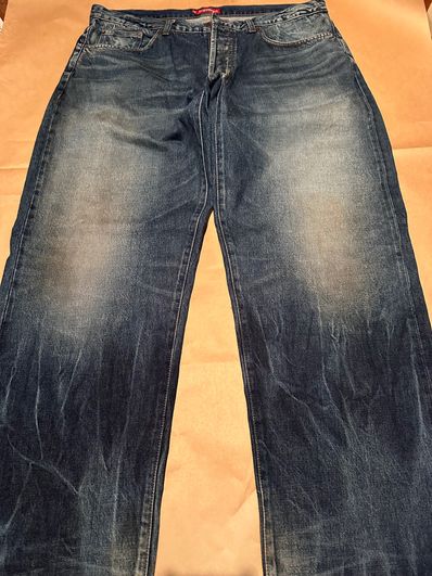 Supreme Distressed Loose Fit Selvedge Jean "Washed Blue" (23FW)