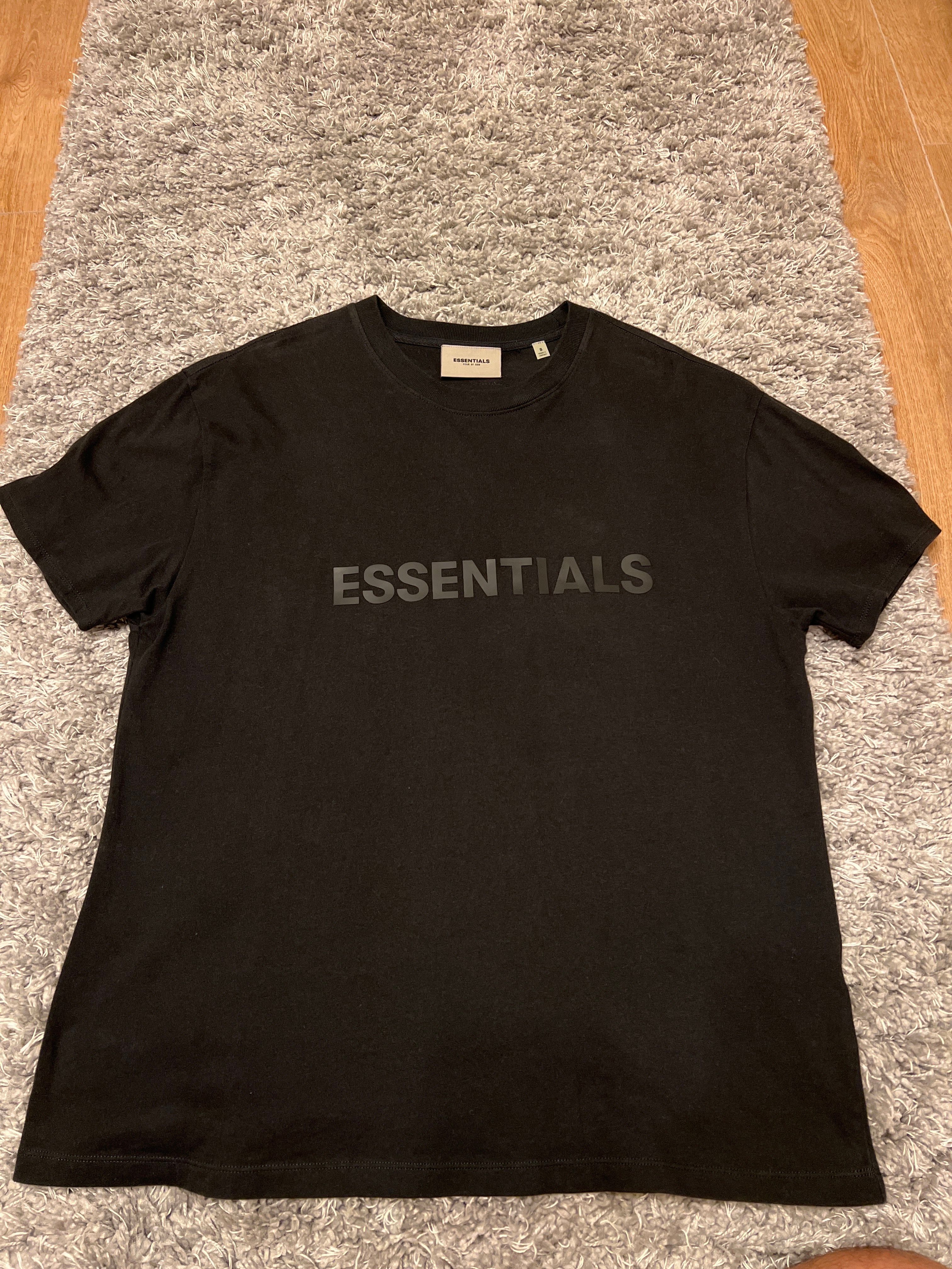 FEAR OF GOD ESSENTIALS 3D Silicon Applique Boxy T-Shirt "Black"
