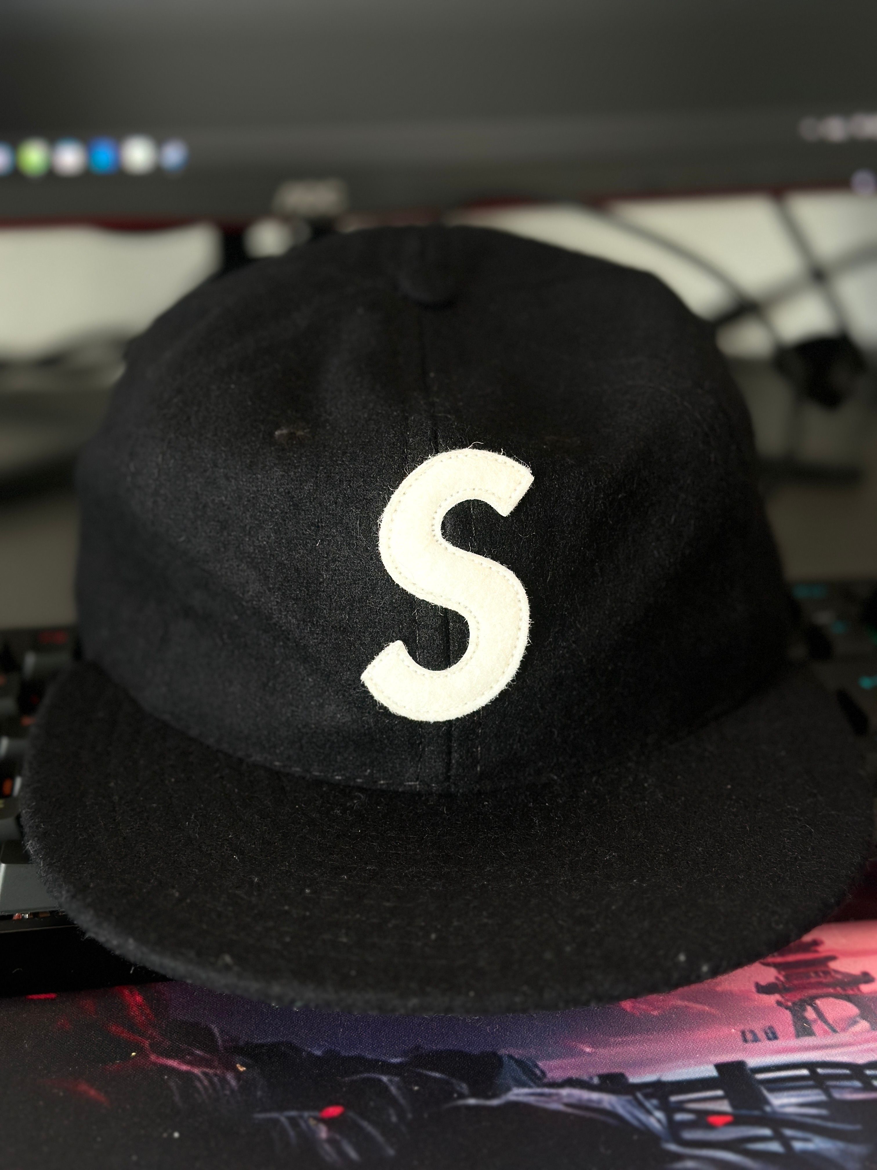 Supreme Ebbets S Logo Fitted 6-Panel "Black"