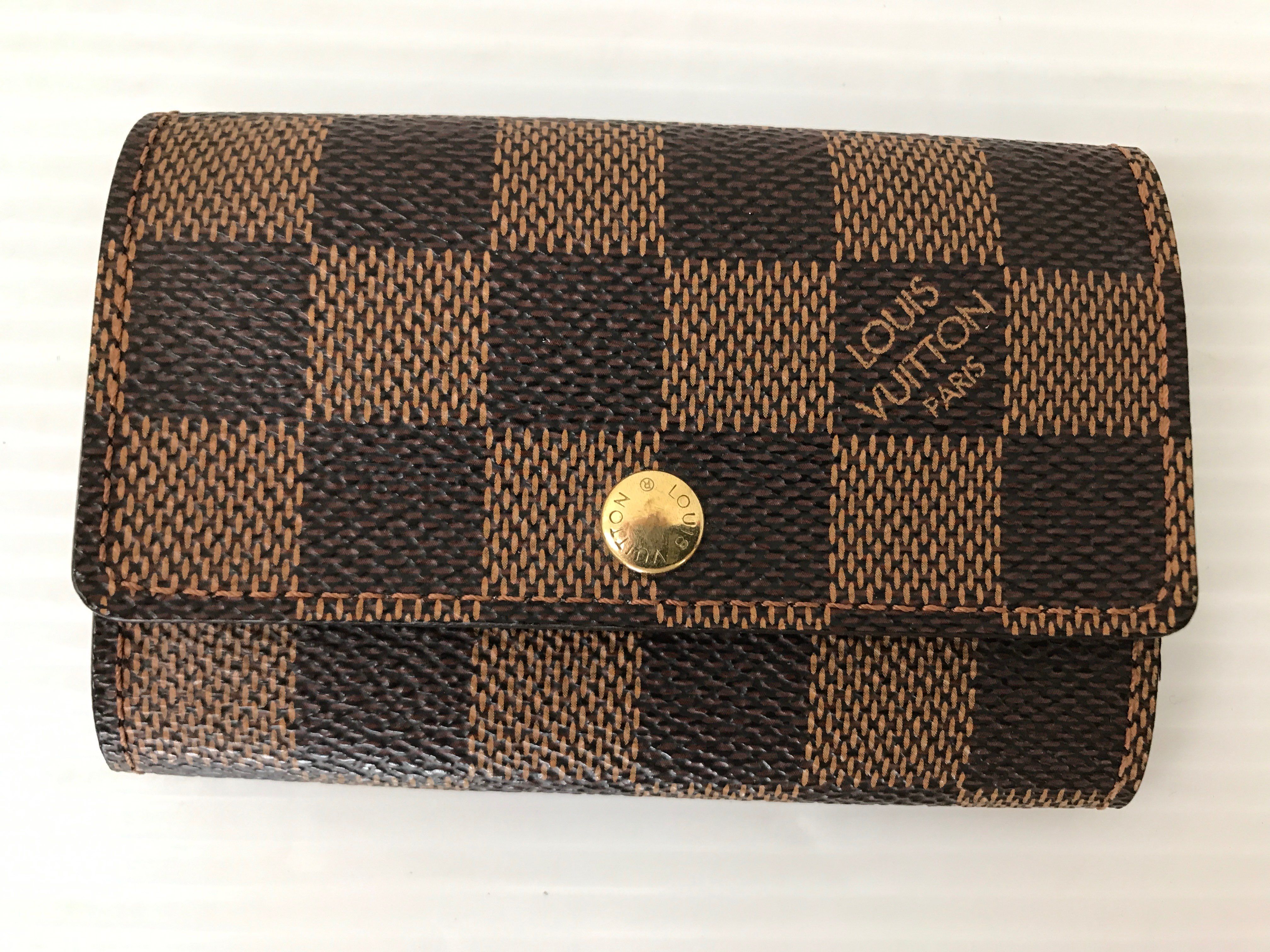 Louis Vuitton 6 Key Holder Damier Ebene