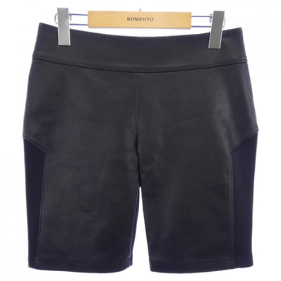 ロエベ LOEWE S359Y54L15 ショートパンツ