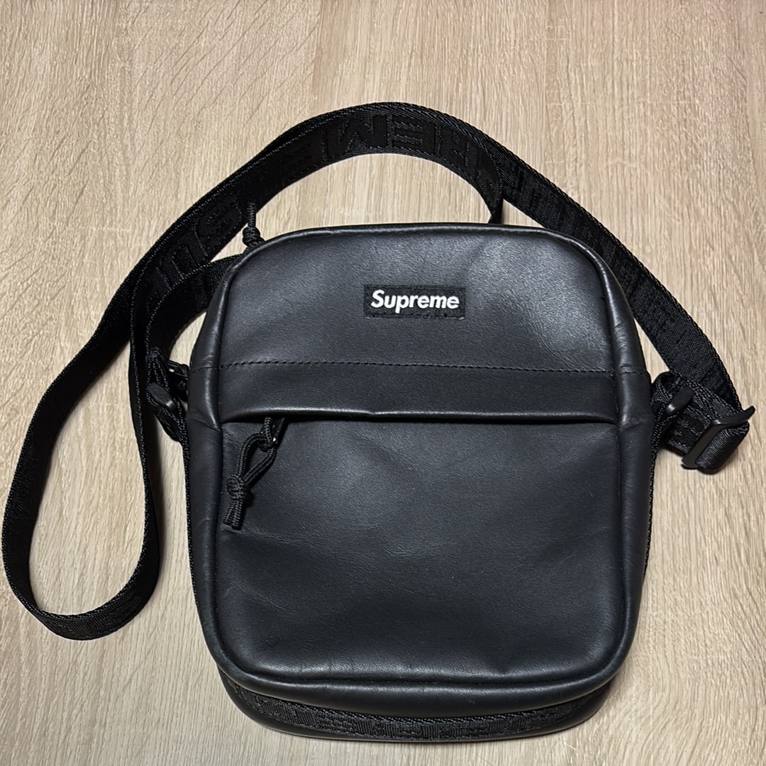 Supreme Leather Shoulder Bag 