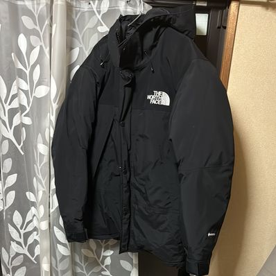 The North Face Mountain Down Jacket "Black"