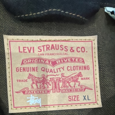Stussy x LEVI'S Crispy Rinse Trucker "Black/Brown"
