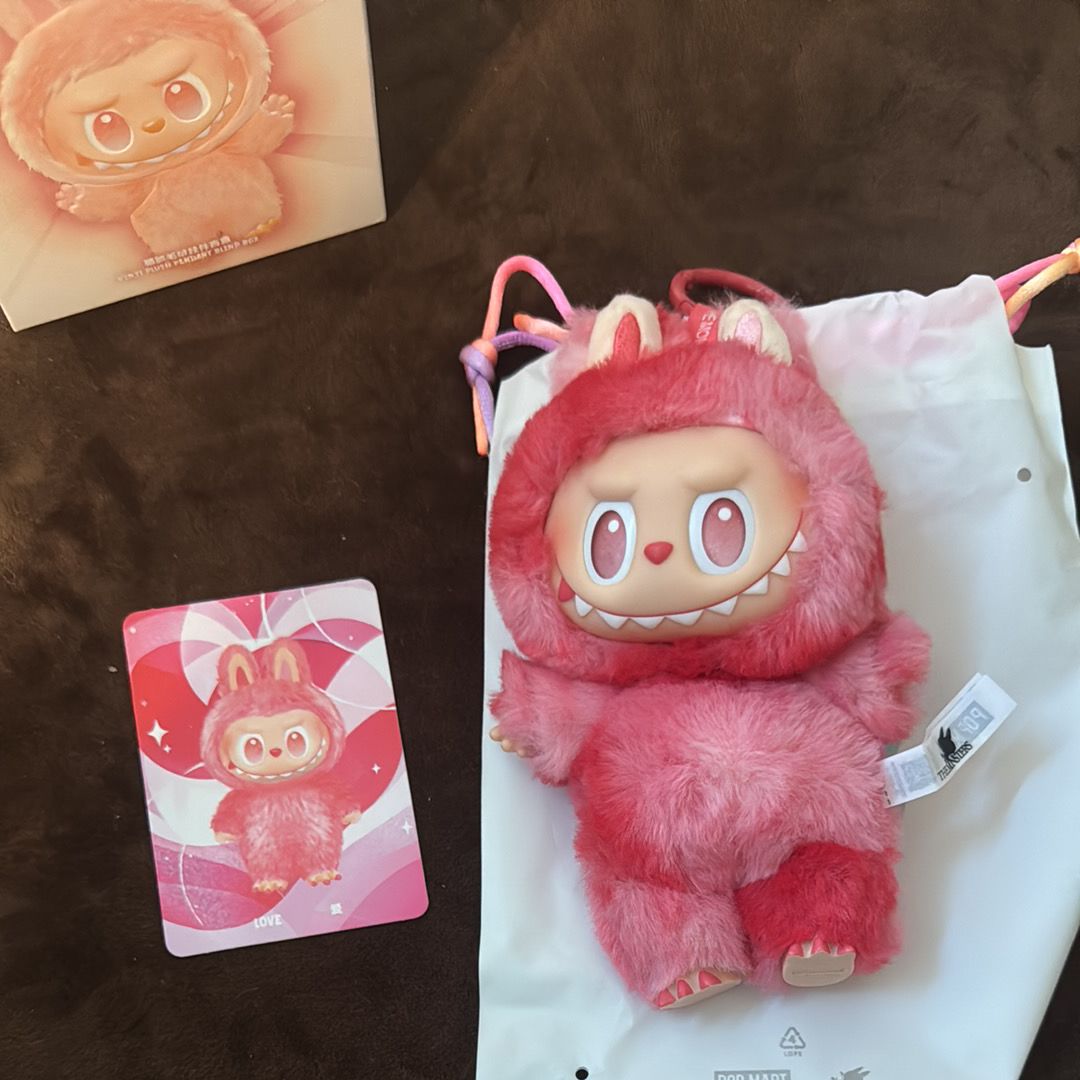 POP MART THE MONSTERS (LABUBU) Big into Energy Series Plush Pendant LOVE