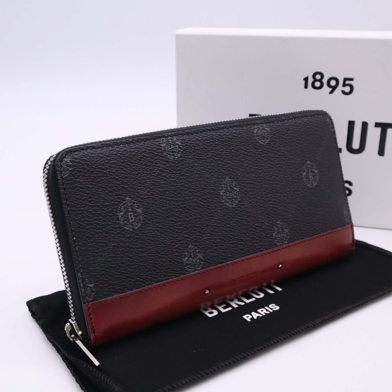 極美品 Berluti ベルルッティ レザー イタウバ ロングジップ ウォレット - 長財布 ブラック レッド コーティングキャンバス レザー メンズ