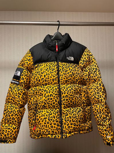 Supreme The North Face Nuptse Down Jacket "Yellow Leopard"