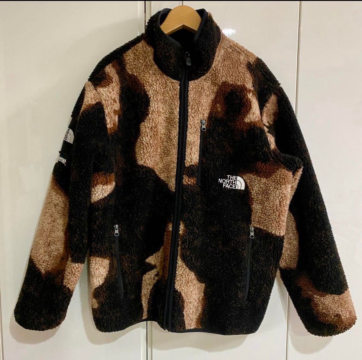 Supreme x The North Face Bleached Denim Print Fleece Jacket "Black"
