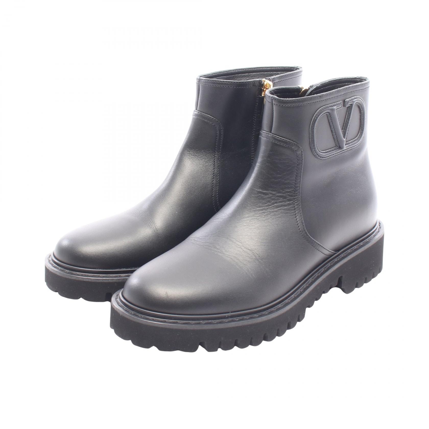 ヴァレンティノ・ガラヴァーニ Valentino Garavani Vロゴ ショート ブーツ 靴 レザー レディース ブラック系 2W5S01S0 【中古】