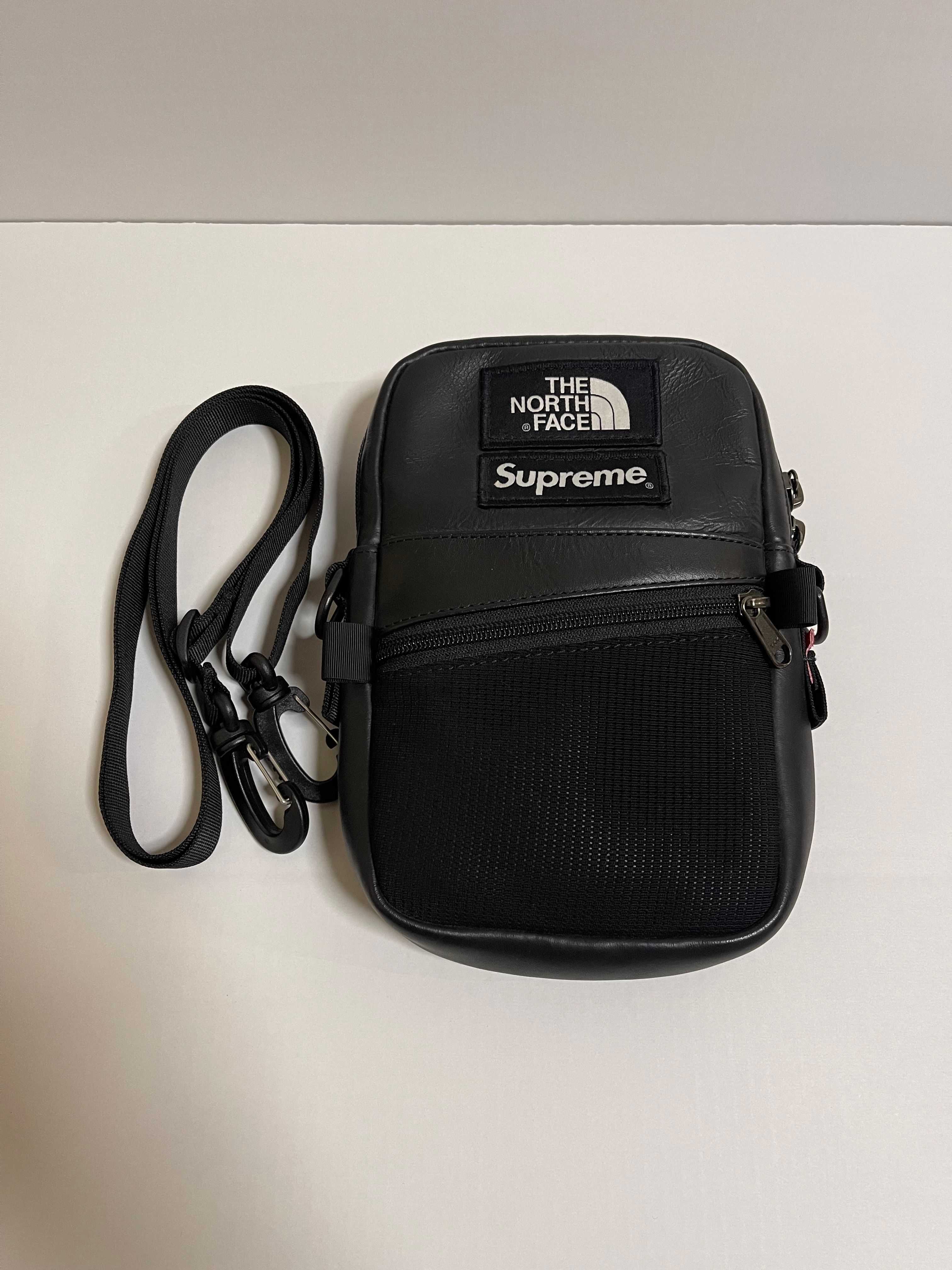 Supreme x The North Face Leather Shoulder Bag "Black"