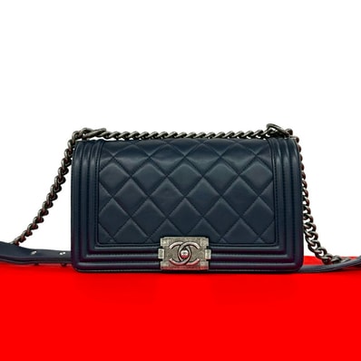 CHANEL シャネル ボーイシャネル ココマーク レザー ショルダーバッグ ネイビー
40823