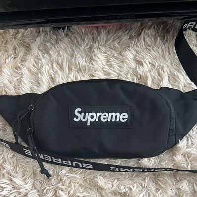 Supreme FW22 Small Waist Bag Supreme FW22 Small Waist Bag