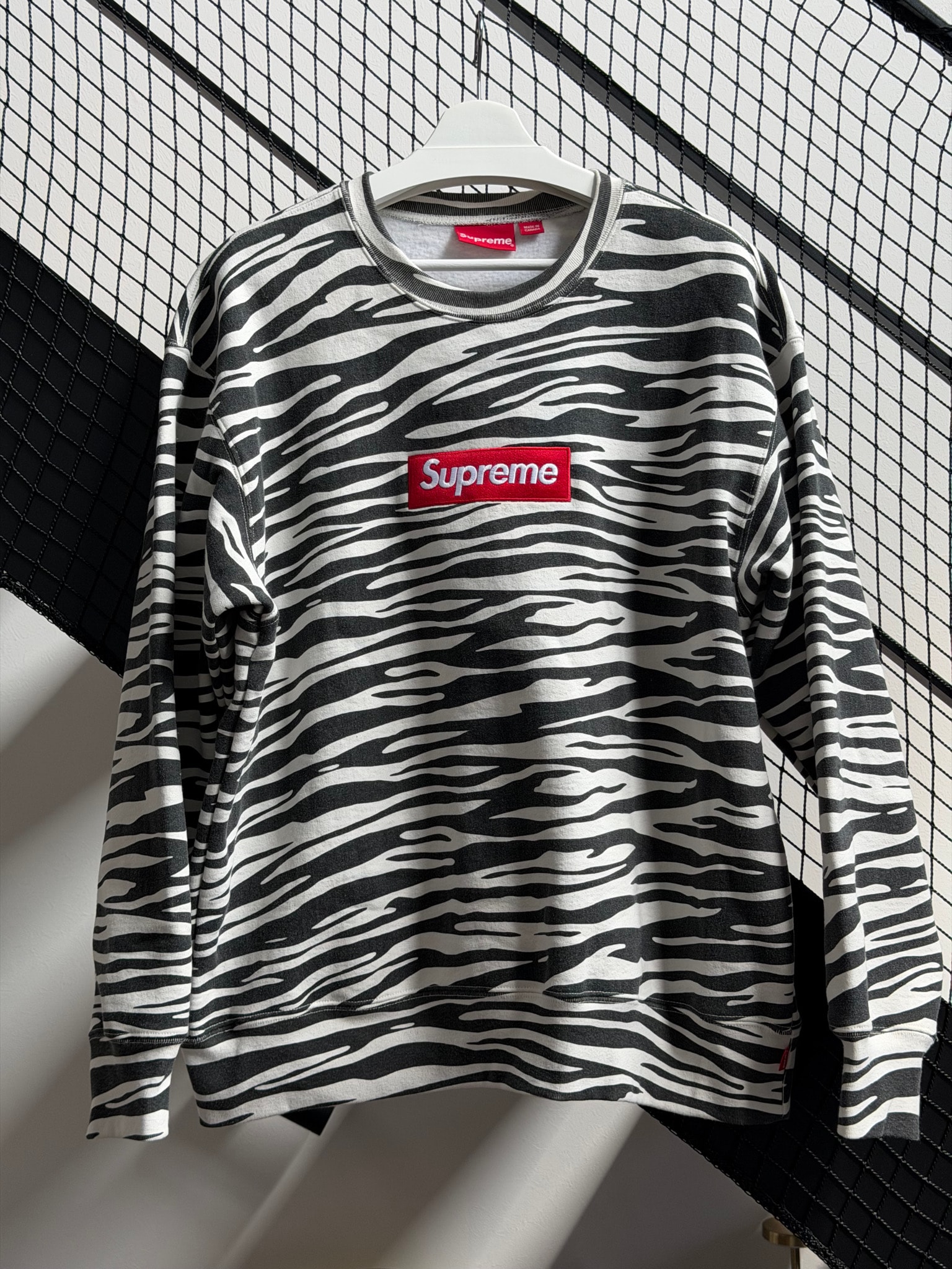Supreme Box Logo Crewneck "Zebra" (22FW)