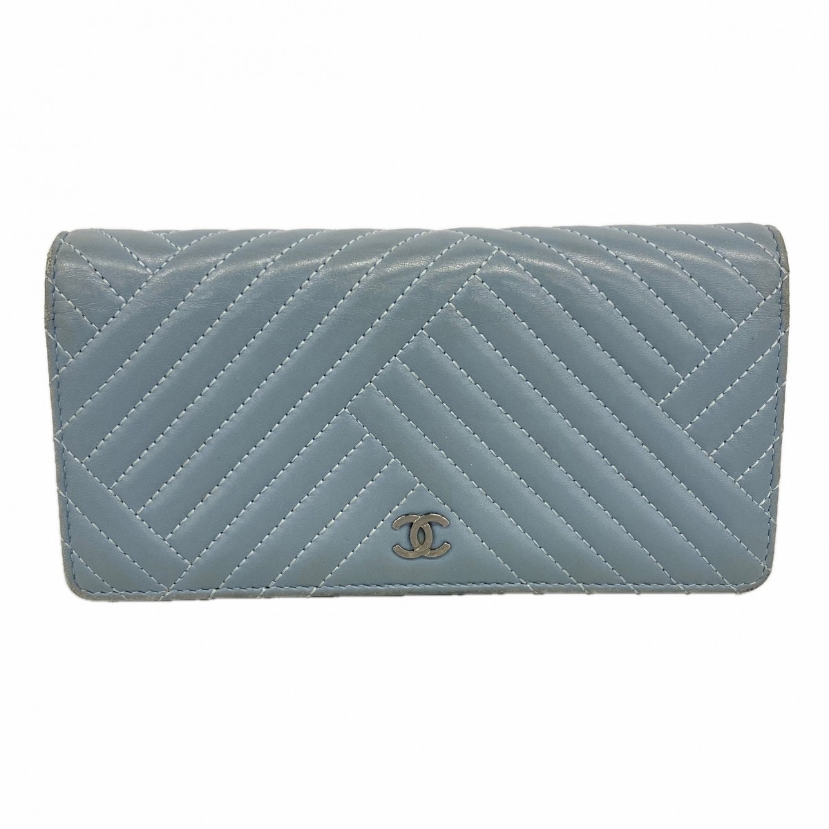 【6fb2538-k】シャネル 長財布 ラムスキン ブルー シルバー金具【中古】レディース