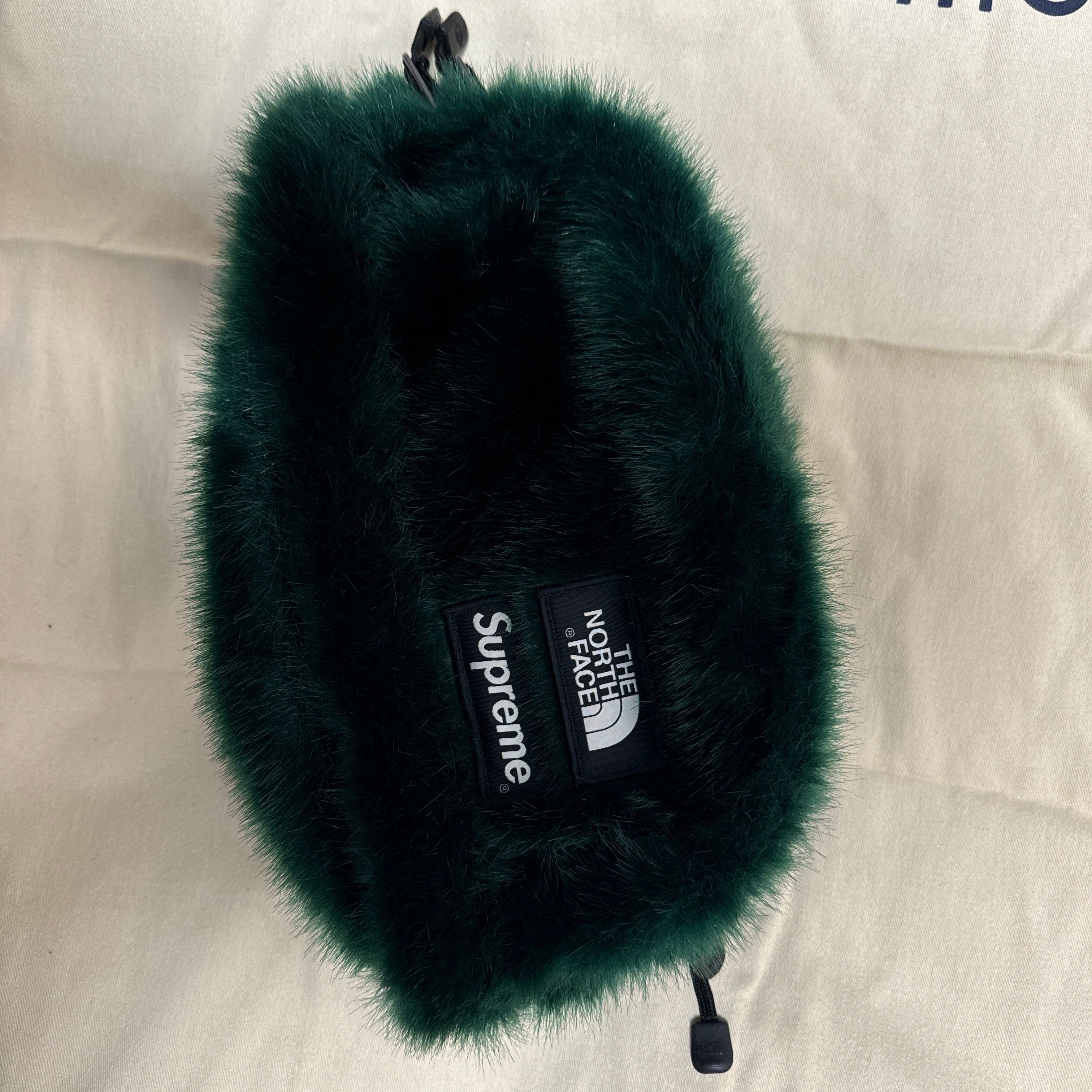 Supreme x The North Face Faux Fur Waist Bag "Green" NM82093I / NF0A5G87