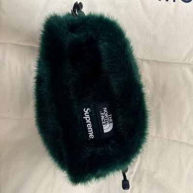 Supreme x The North Face Faux Fur Waist Bag "Green" NM82093I / NF0A5G87