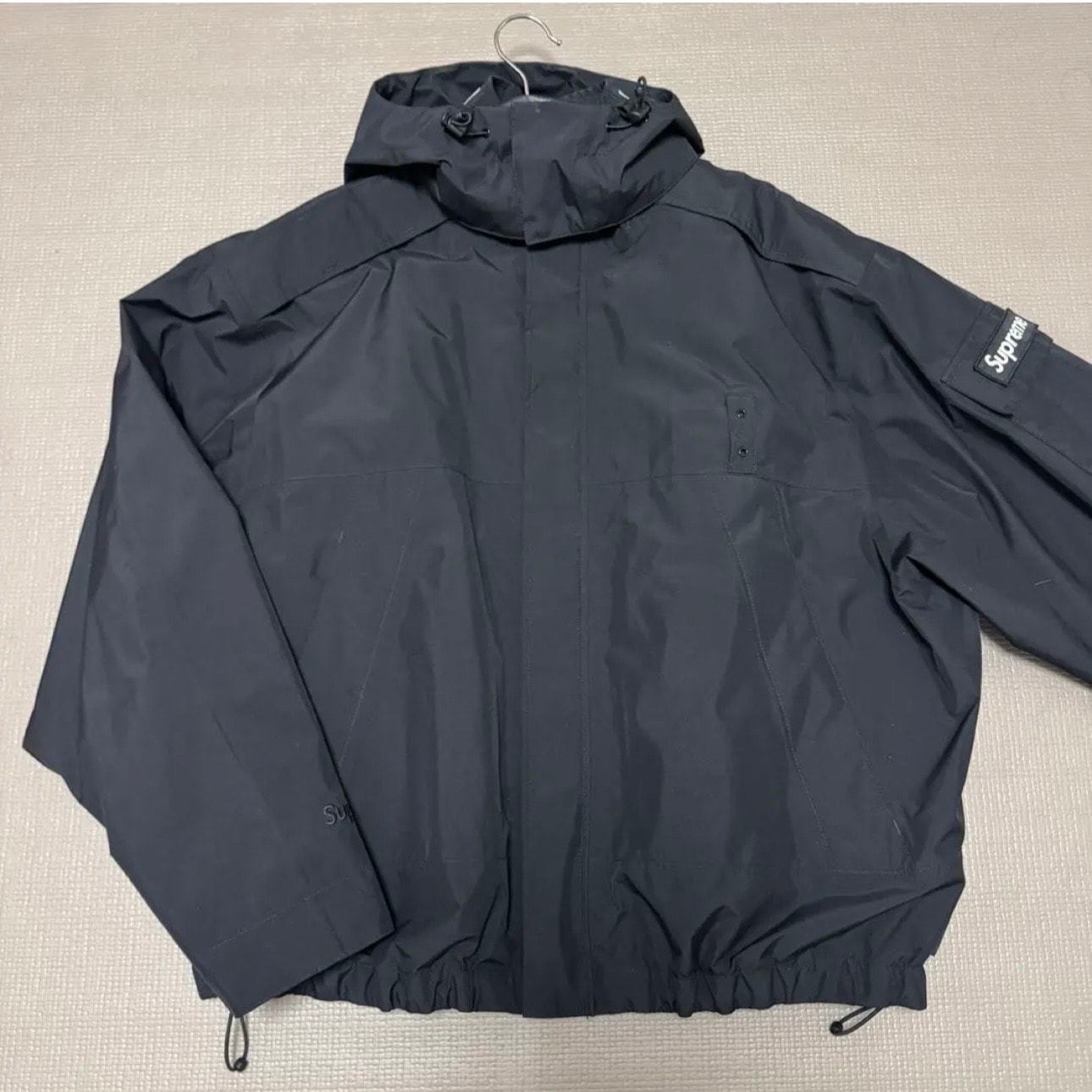 Supreme 2-in-1 GORE-TEX Shell + Quilted Liner Vest "Black"