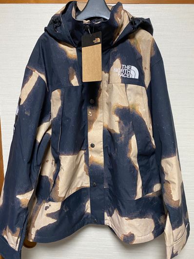 Supreme x The North Face Bleached Denim Print Mountain Jacket "Black"