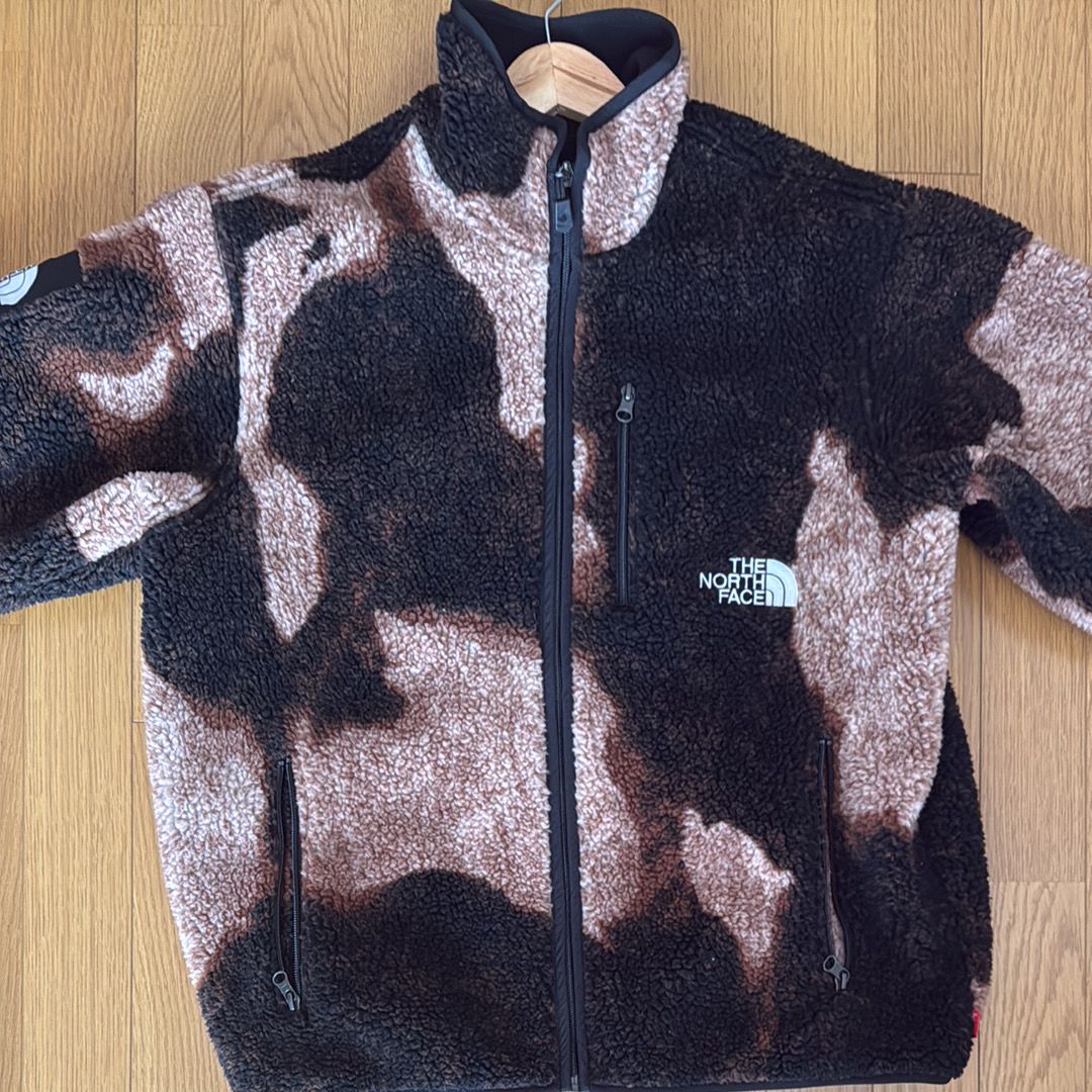 Supreme x The North Face Bleached Denim Print Fleece Jacket "Black"