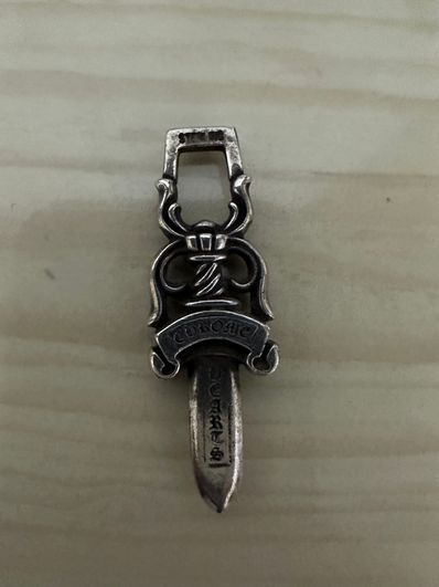 Chrome Hearts #10 Dagger Pendant "Silver"