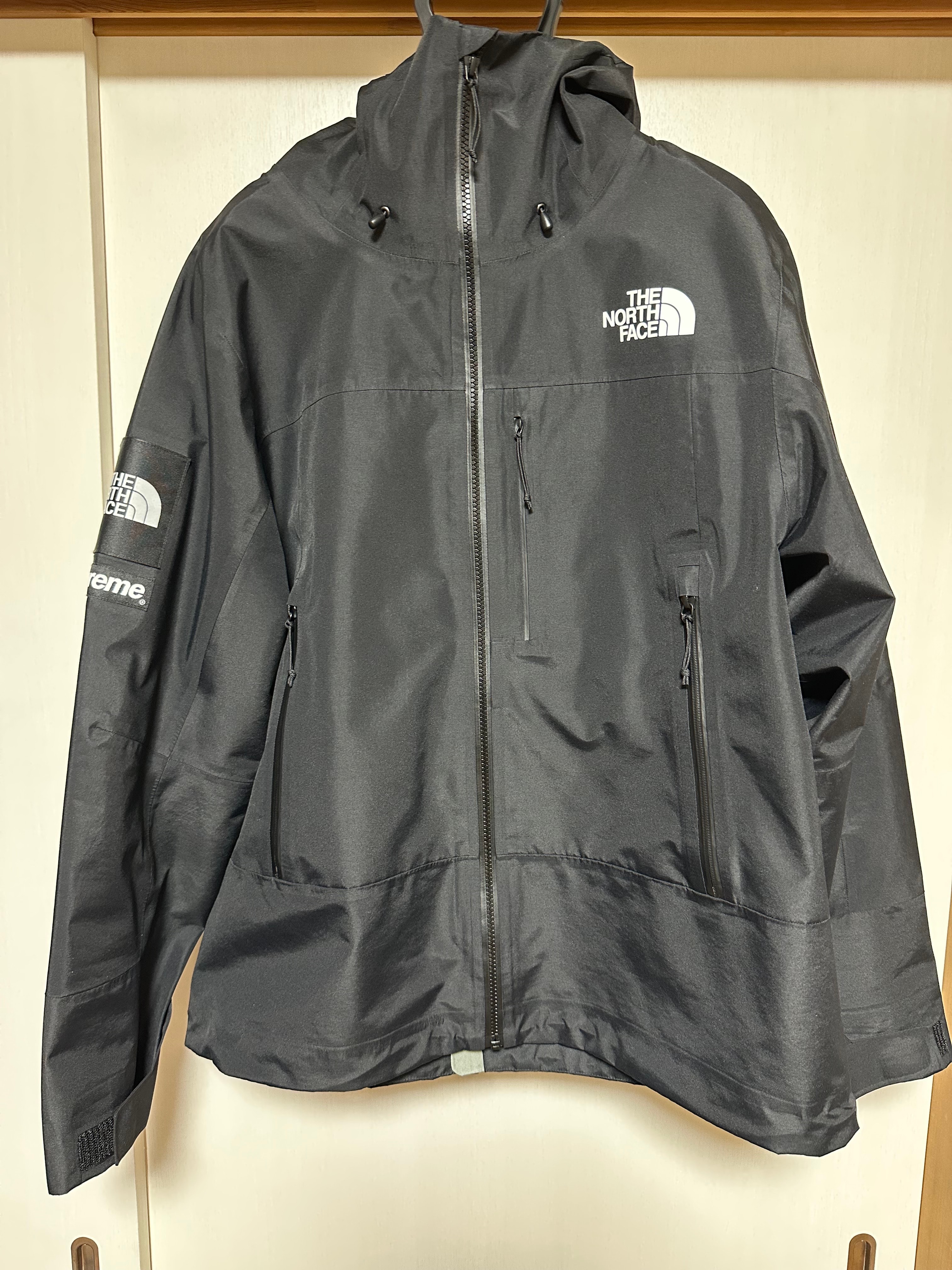 Supreme x The North Face Split Taped Seam Shell Jacket "Black"
