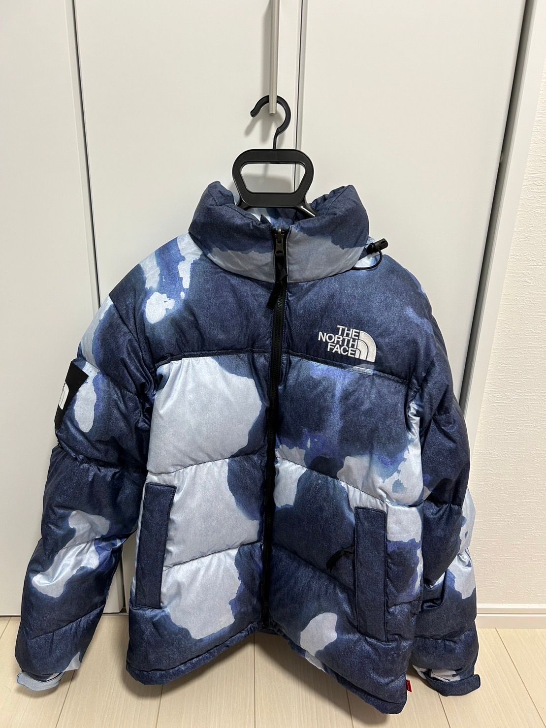 Supreme x The North Face Bleached Denim Print Nuptse Jacket "Indigo"