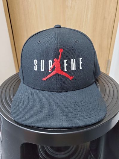 Supreme NIKE Air Jordan 6-Panel Cap "Black"