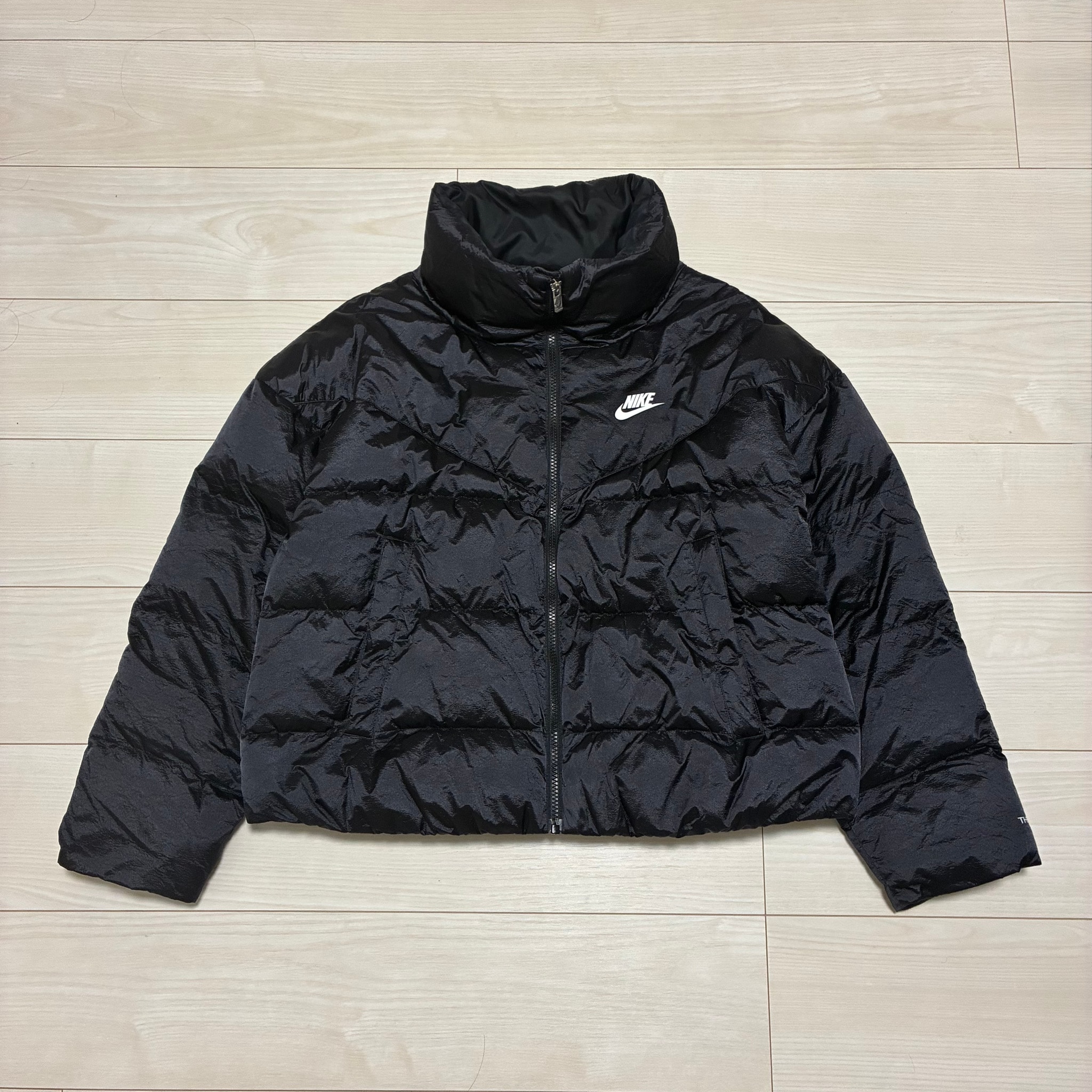 NIKE Synthetic Fill Shine Black ダウンジャケット パファージャケット ウインドランナー