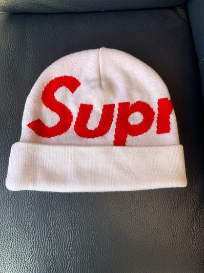 Supreme Big Logo Beanie "White"