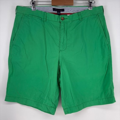 古着 トミーヒルフィガー TOMMY HILFIGER ショートパンツ ワンポイント ハーフパンツ チノパン カラー 刺繍 ロゴ 38 グリーン メンズ