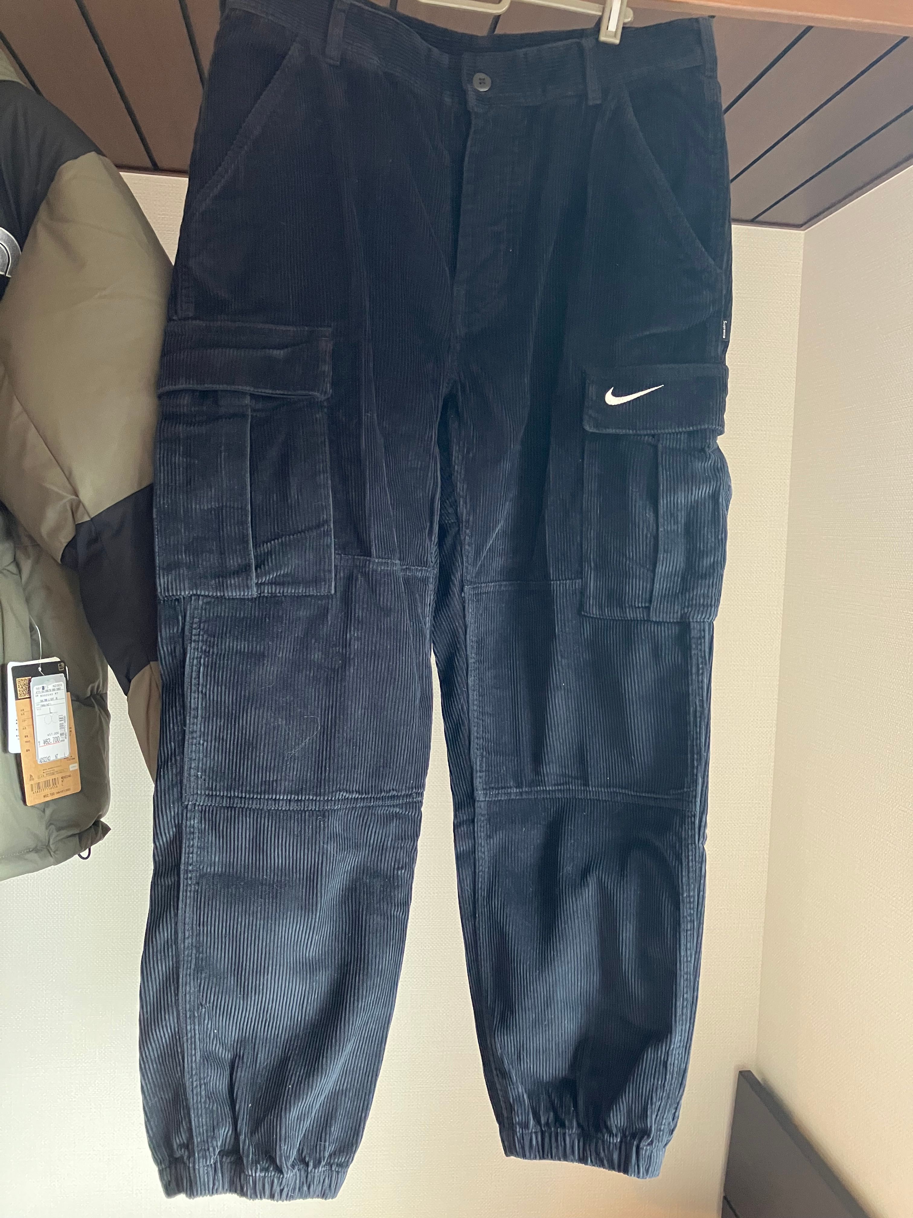 Supreme / Nike Arc Corduroy Cargo Pant "Black"