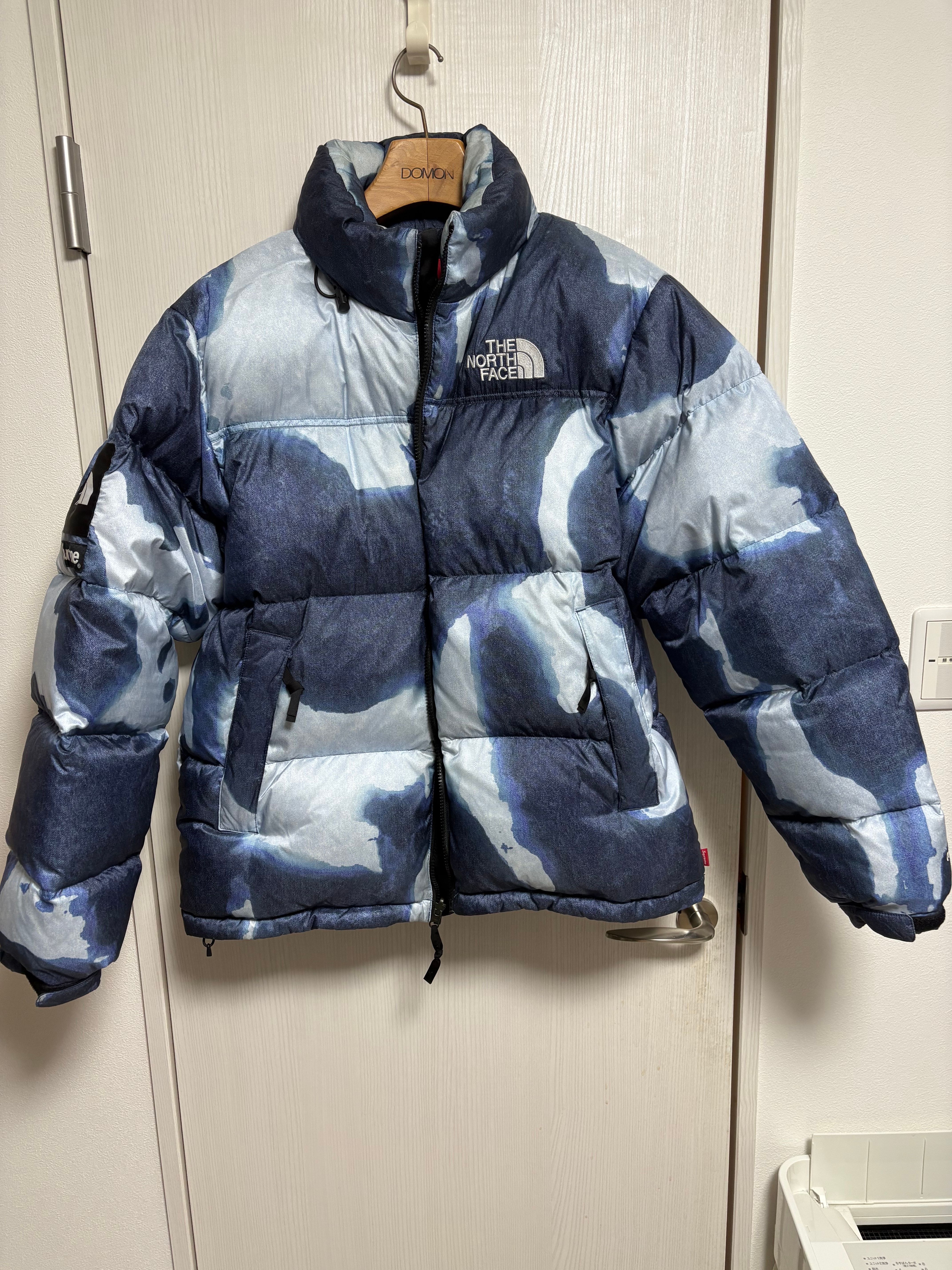 Supreme x The North Face Bleached Denim Print Nuptse Jacket "Indigo"
