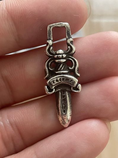 Chrome Hearts #5 Dagger Charm Zip 1 "Silver"