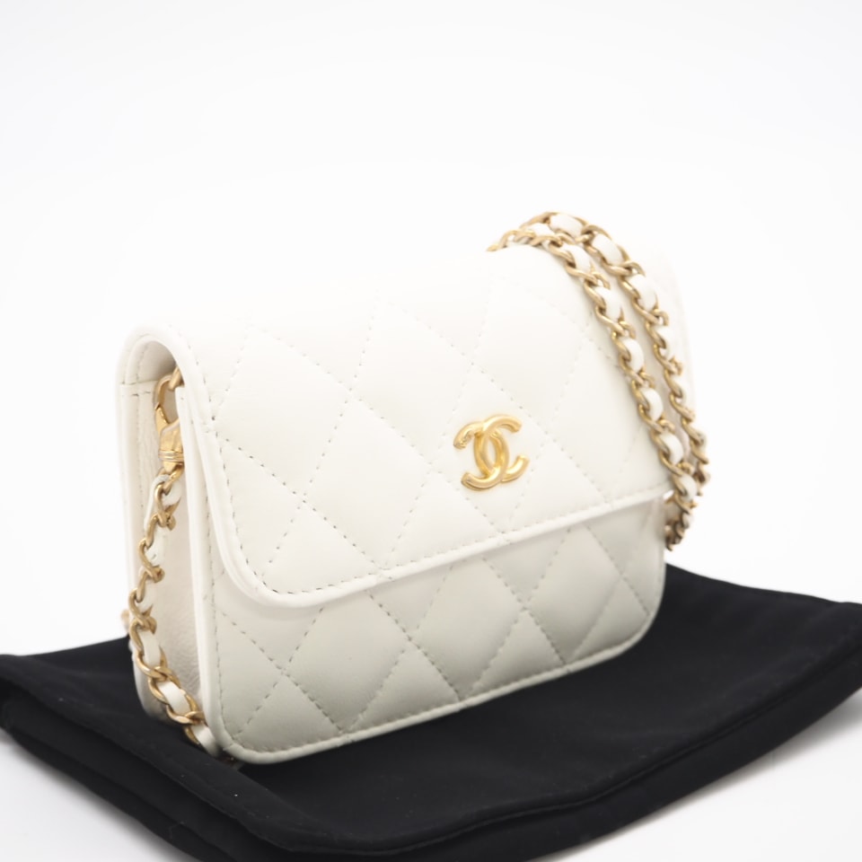 美品 CHANEL シャネル ラムスキン マトラッセ チェーンショルダーポーチ AP1628 ショルダーバッグ ホワイト ラムスキン レディース